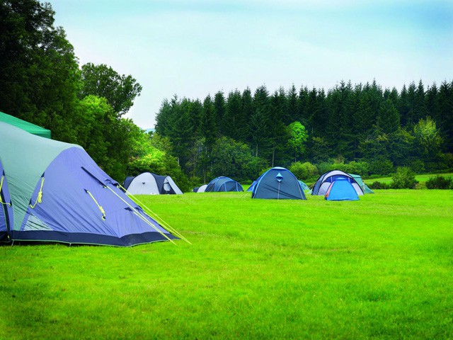 Featured image for Z kim i gdzie pojechać na camping?